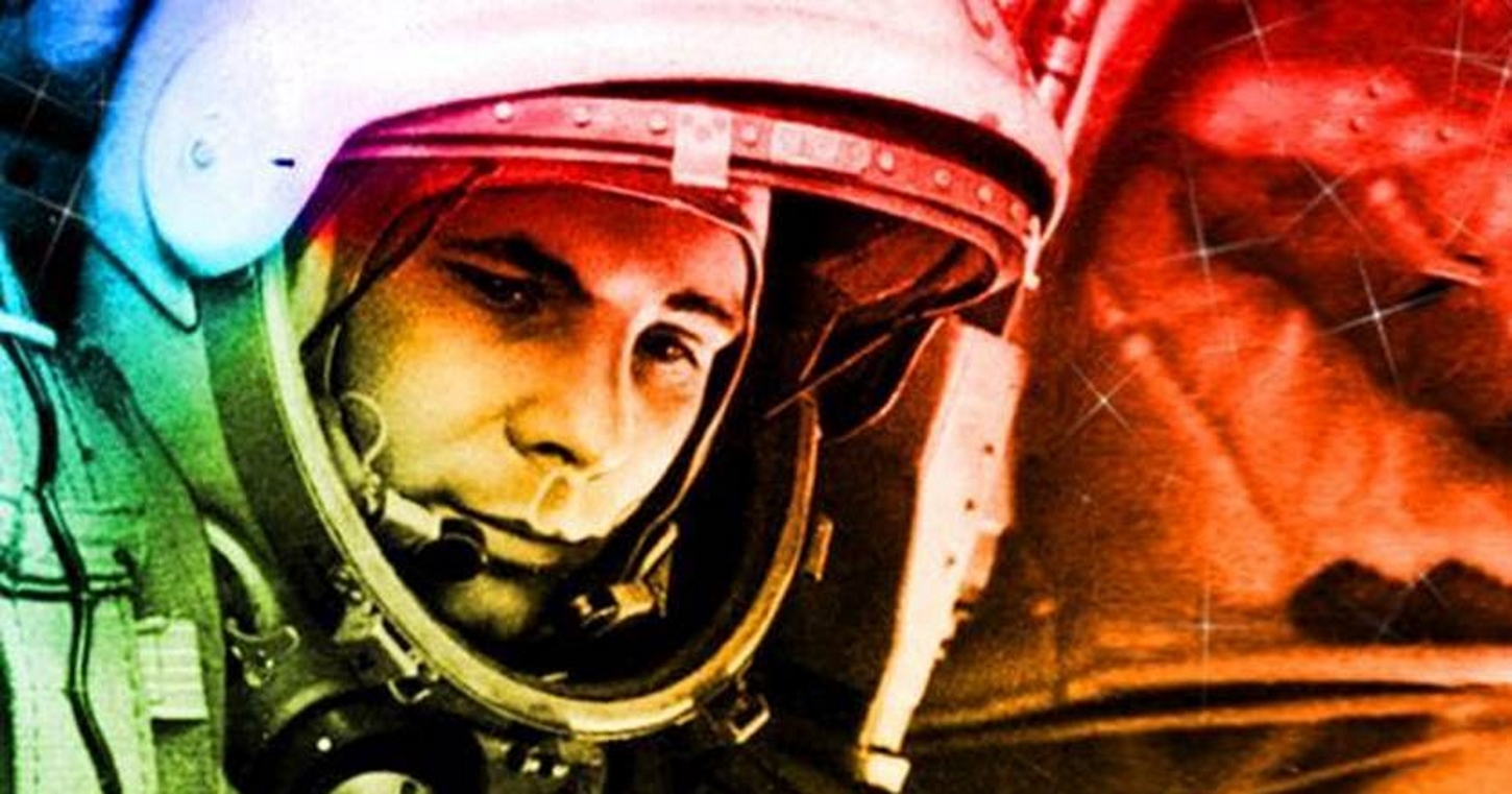 Гагарин поехали фото. Двойник Юрия Гагарина. Гагарин первый космонавт.